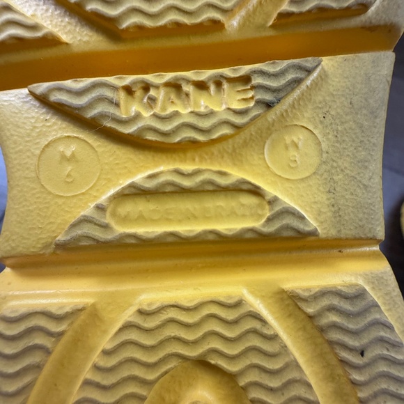 Kane Revive Active Recovery Shoe Yellow Women's Size 8 Perforated Washable - Picture 8 of 8